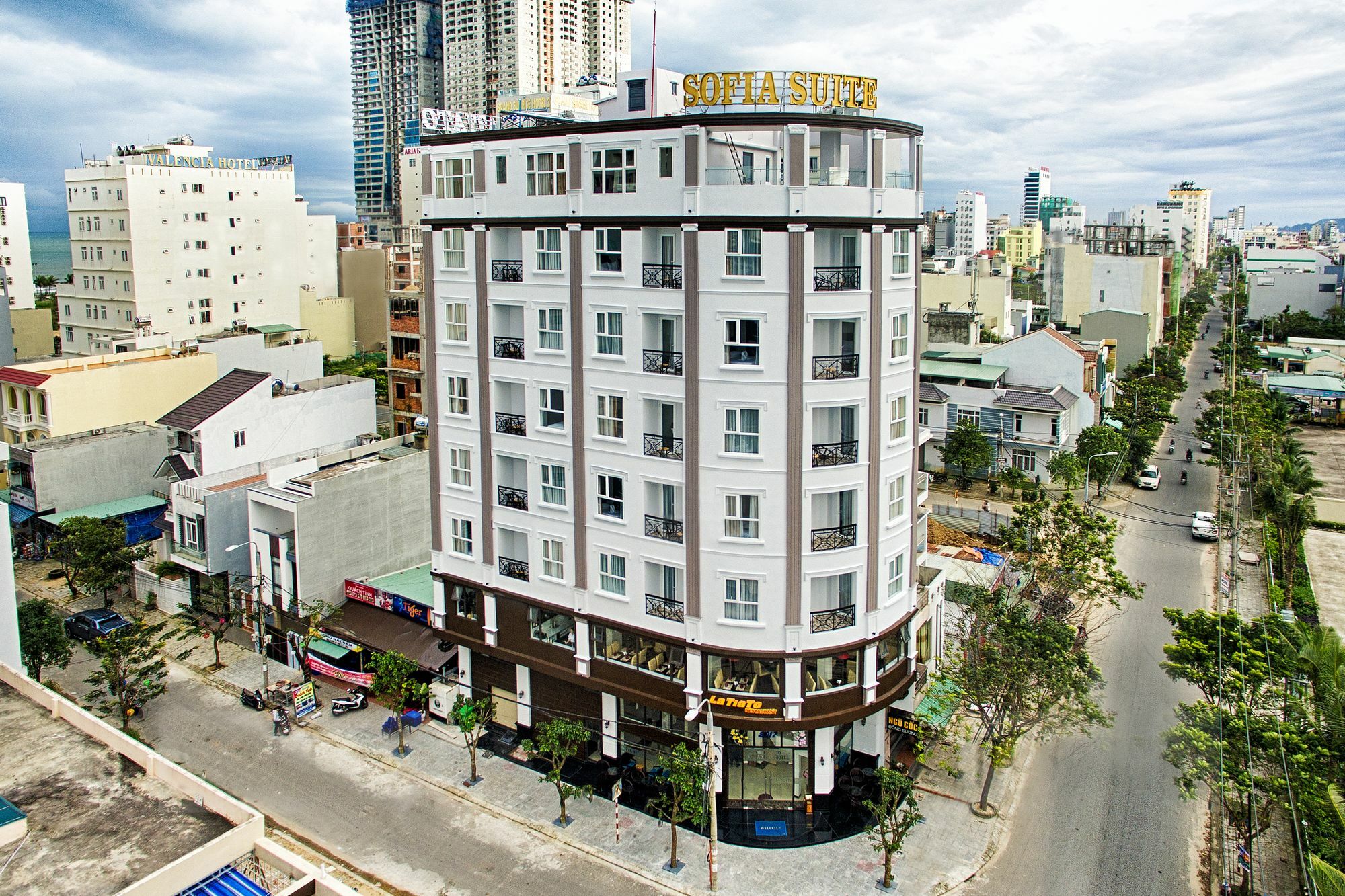 Sofia Suite Hotel Danang Exterior photo